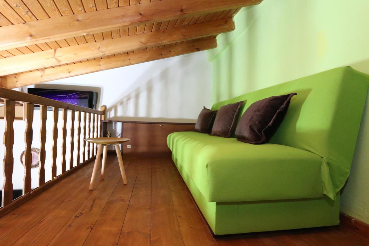 Castle Maisonette Apartment *